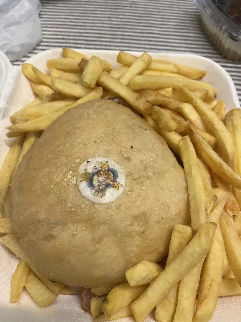 Youjin Lee_Re Anto' pizza e food domicilio_Borgo San Dalmazzo_review