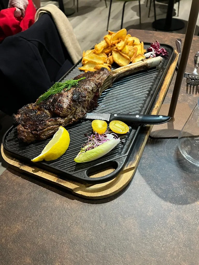 Elena Ugazio_Blacksmith Borgosesia_Borgosesia_review