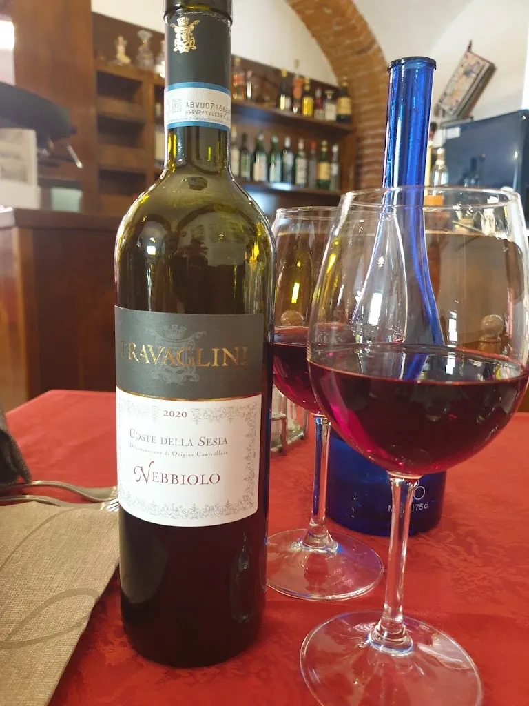 Trattoria Bar Croce Bianca_Borgosesia_slider_image_3