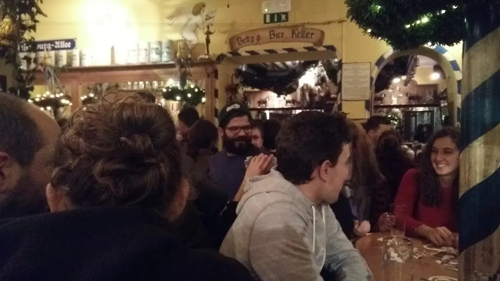 Betty's Bier Eck_Borgosesia_slider_image_2