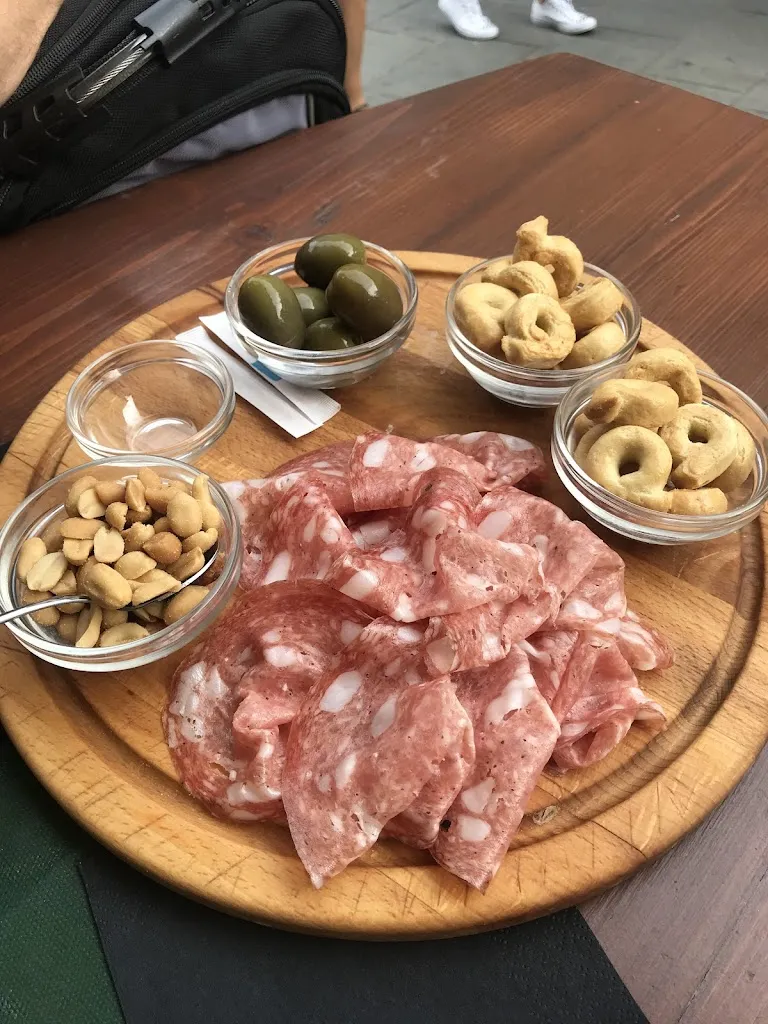 Laura Ursprung_La Cantinetta_Castiglione_review