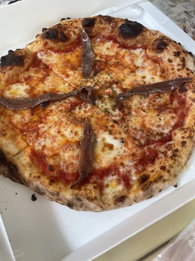 Raz Bracha_Passione Pizza Pizzeria Da Asporto Con Consegna A Domicilio_Borgosesia_review