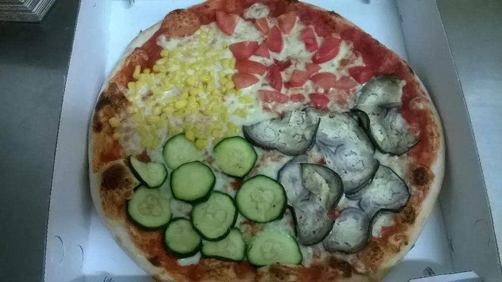 Pizza Si consegna a domicilio_Borgosesia_slider_image_2