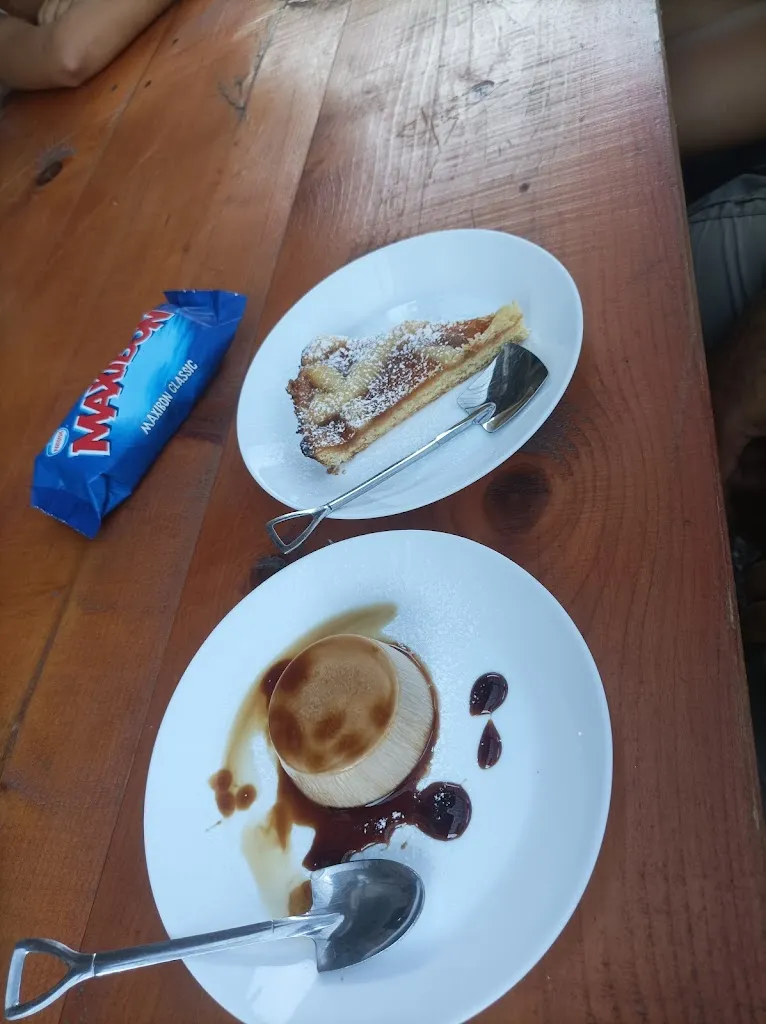 Roberta Davoli_Bar con ristoro caret dal furnacc_Borgosesia_review