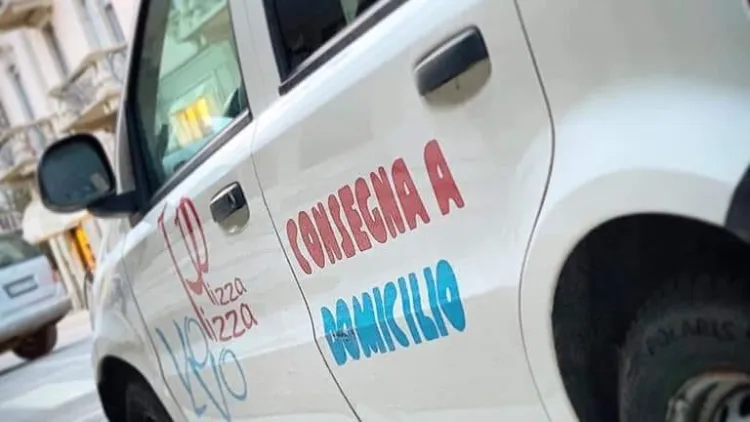 Pizza pizza_Borgosesia_slider_image_3