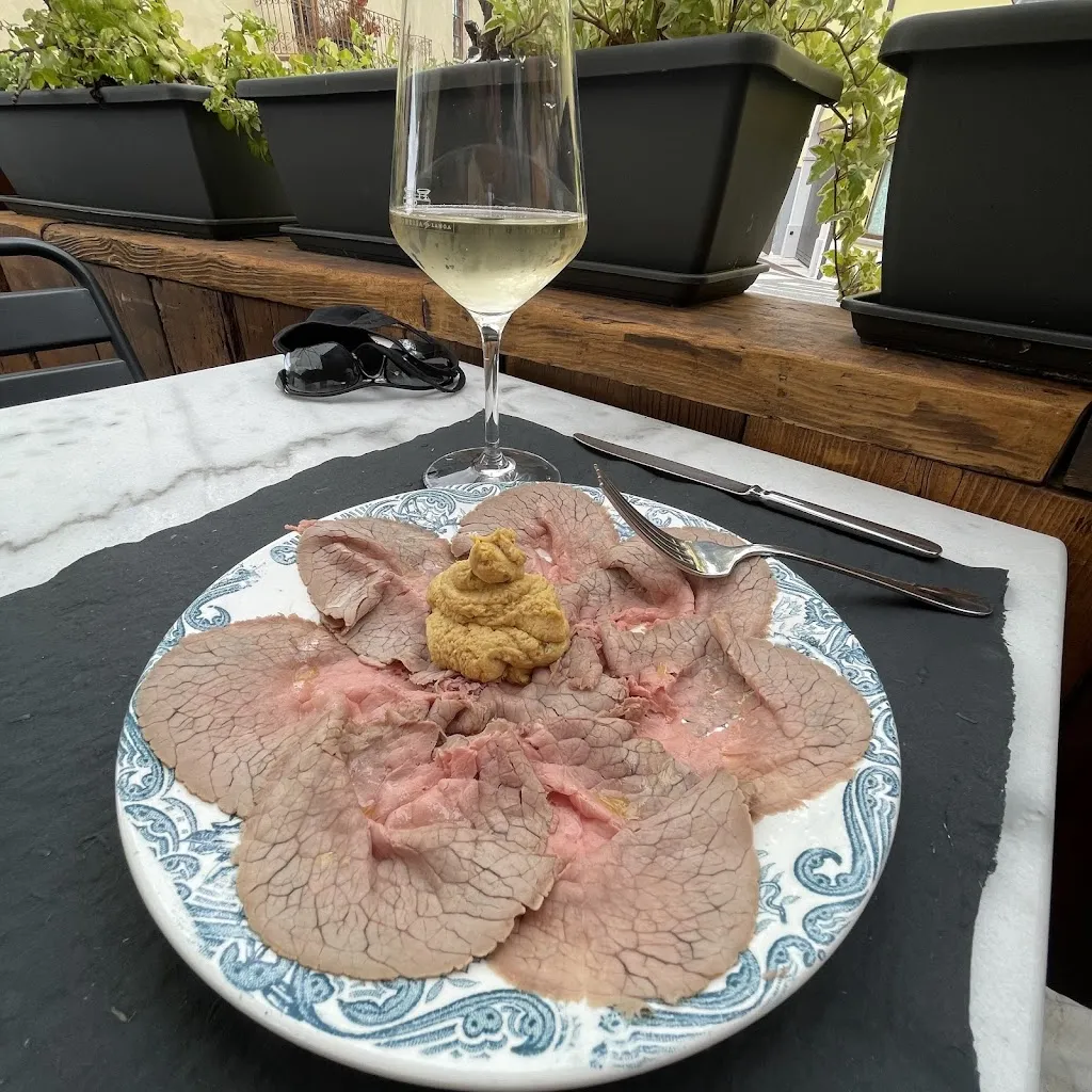 Robert Alexander_Drogheria di Langa_Bossolasco_review