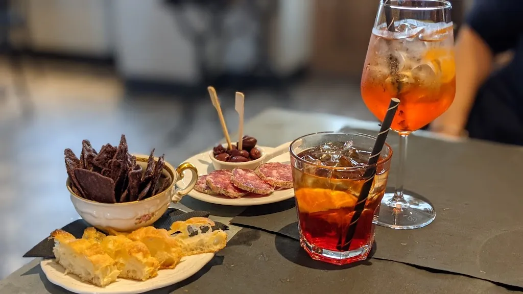 Drogheria di Langa_Bossolasco_slider_image_3