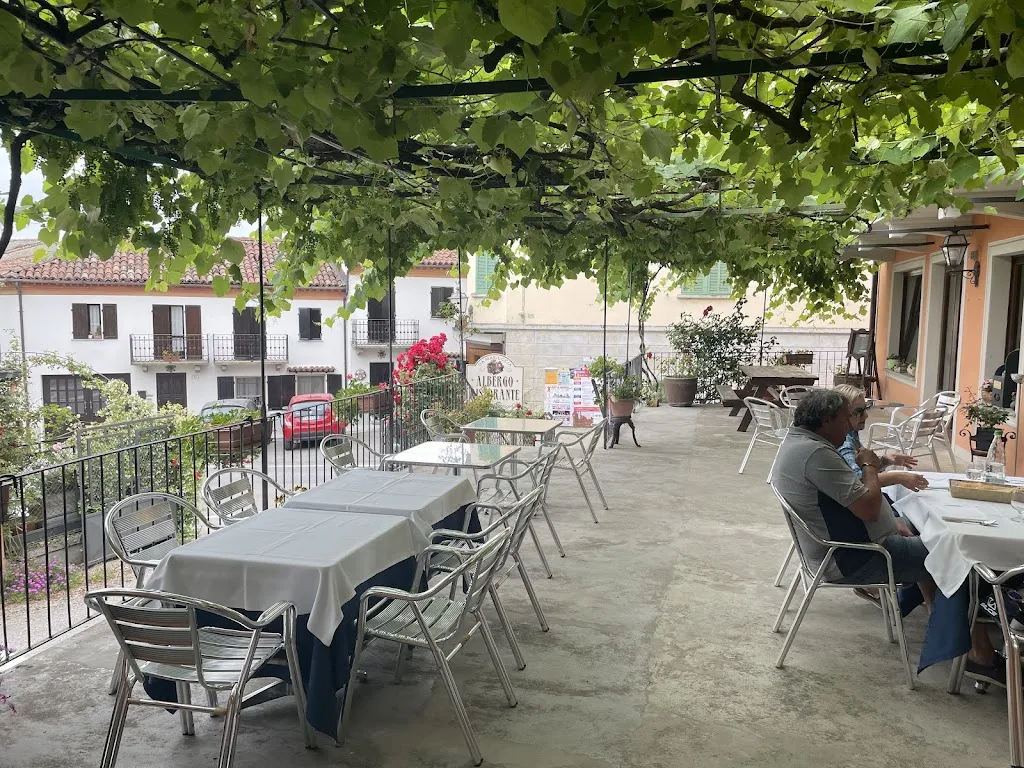 Albergo Ristorante Alte Langhe_Bossolasco_slider_image_1