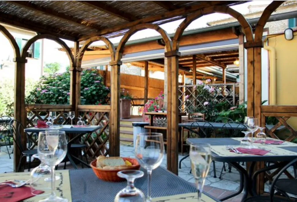 Ristorante il 13 restaurant in Castiglione