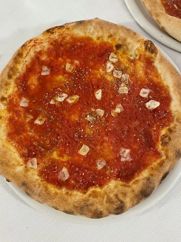 Phillip Marsh_Pizzeria Bar Max_Bossolasco_review