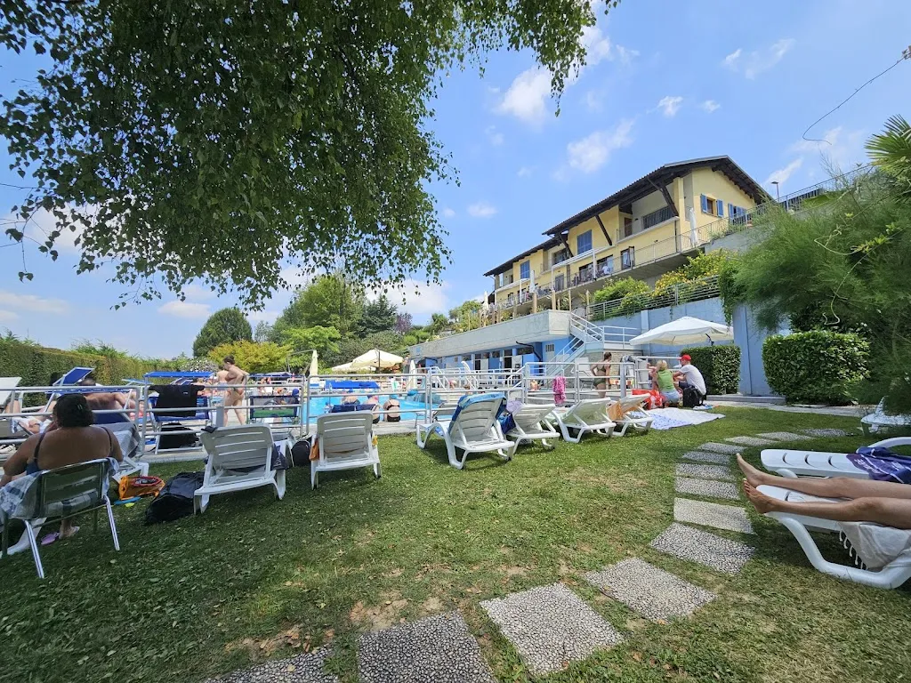 Pizzeria Bar Max restaurant in Bossolasco