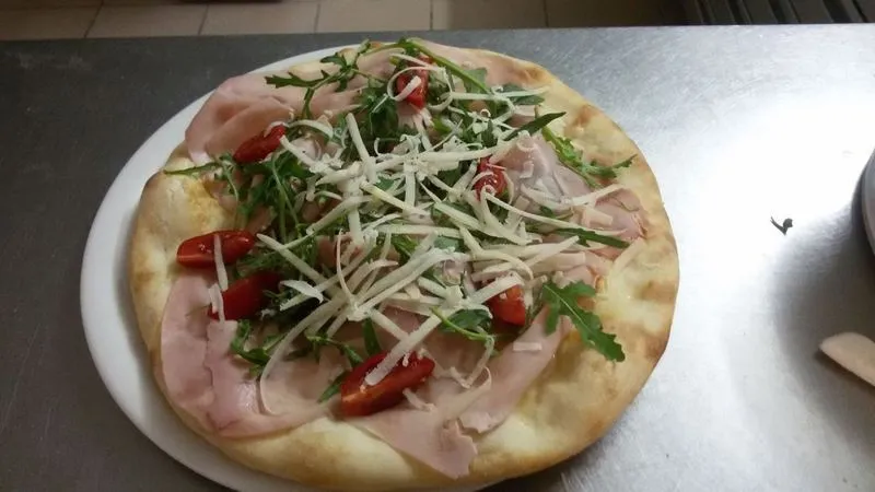 Pizzeria Bar Max_Bossolasco_slider_image_2