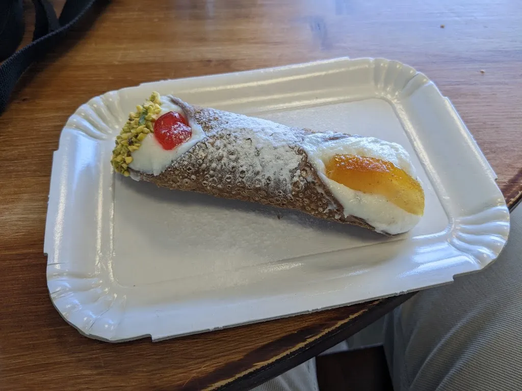 LA TANA DEL LUPO_Borgomanero_slider_image_3