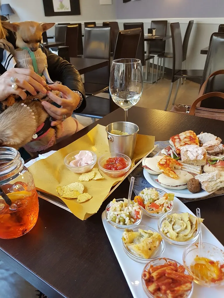 Antonio Iannucci_Bar Bistrot 58 caffè e piccola Ristorazione_Borgomanero_review