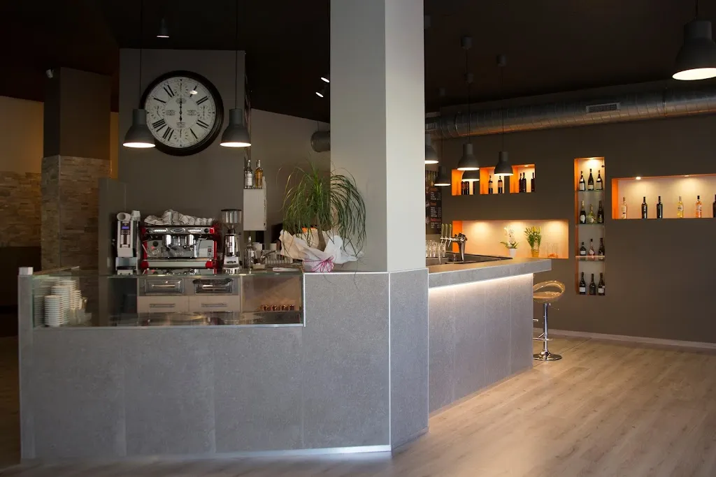 Rosy Café restaurant in Borgomanero