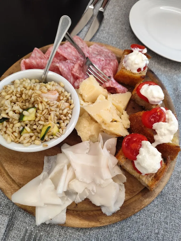 Tamy Pimentel_Ristorante Pizzeria L'alternativo_Borgomanero_review