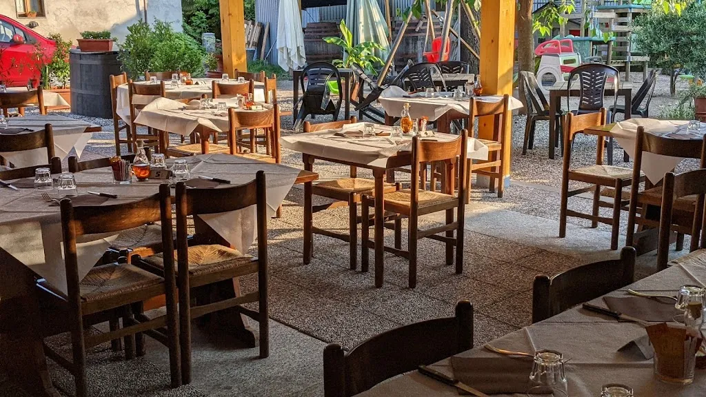 Bar Trattoria Pizzeria Meda restaurant in Borgomanero