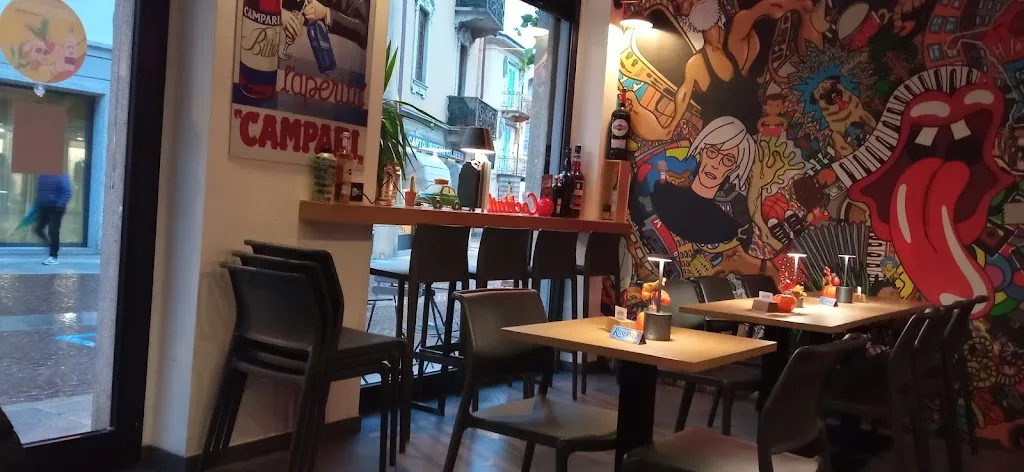 Lydiah_MARTINI aperitivi, vini & cocktails_Borgomanero_review