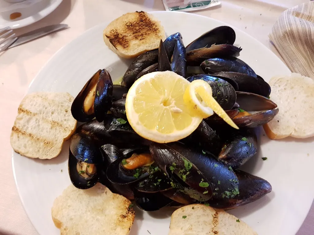 Menu_Ristorante Pizzeria Mari e Monti_Borgomanero_immagine_3