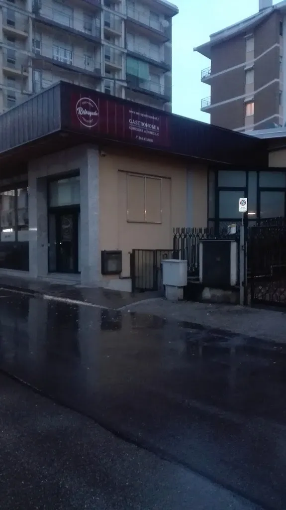 Retrogusto - gastronomia e consegne restaurant in Borgomanero