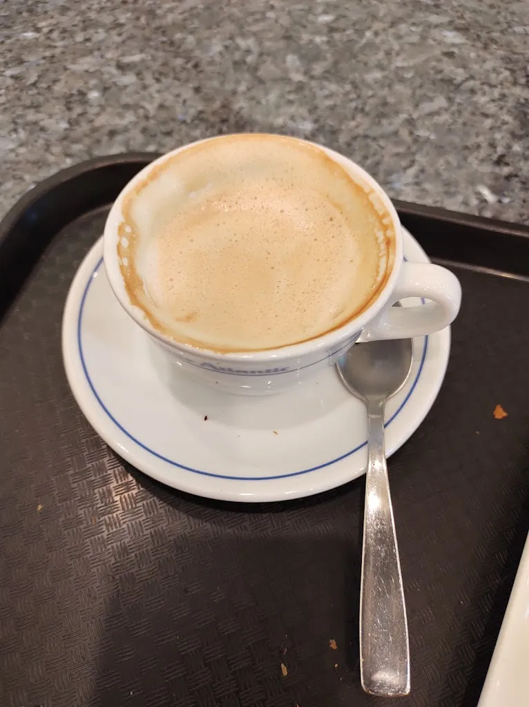 Khrystal Chanel_Bar Atlantic_Borgomanero_review