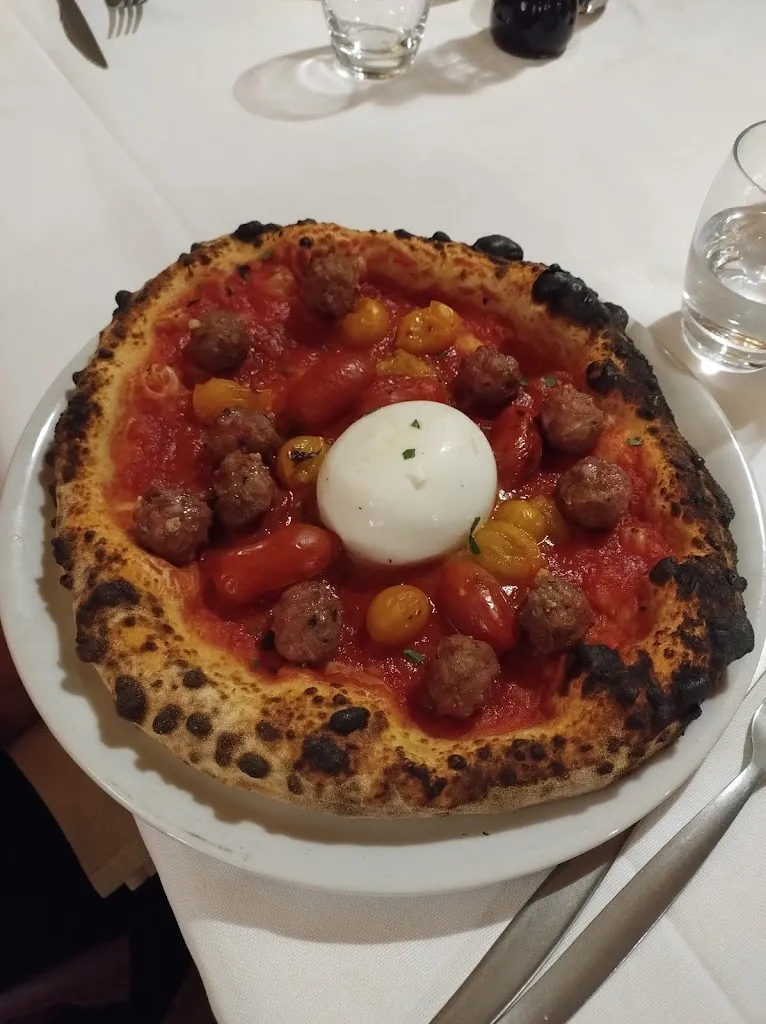 Ristorante Pizzeria Anfora_Borgomanero_slider_image_2