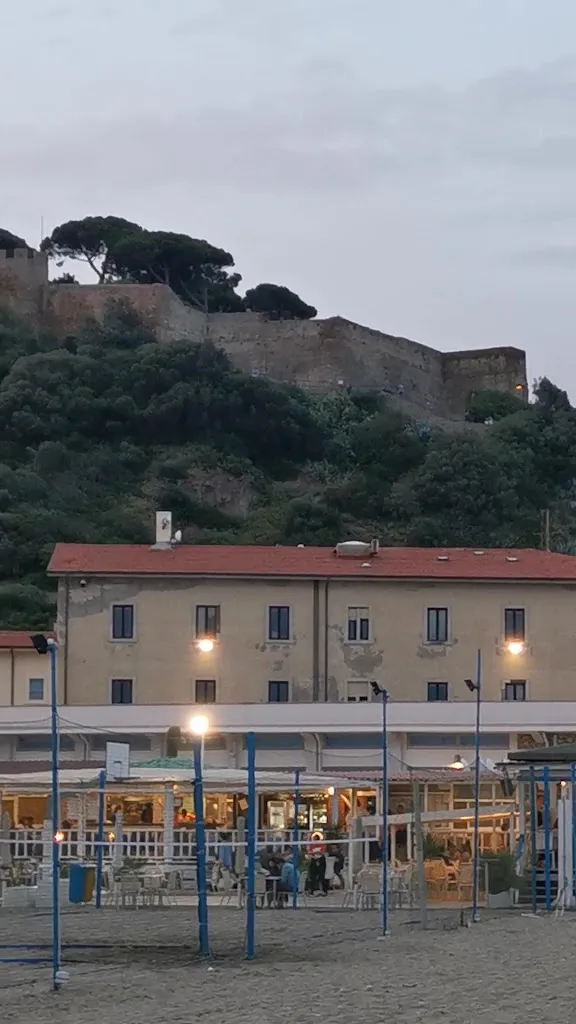 Ristorante Pizzeria Bagno il Faro_Castiglione_slider_image_2