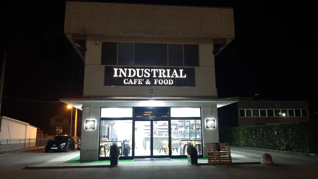 Industrial Cafè & Food restaurant in Brandizzo