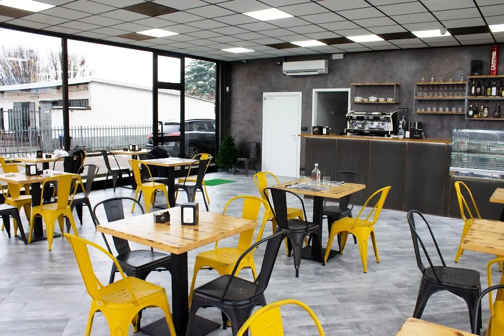 Industrial Cafè & Food_Brandizzo_slider_image_3