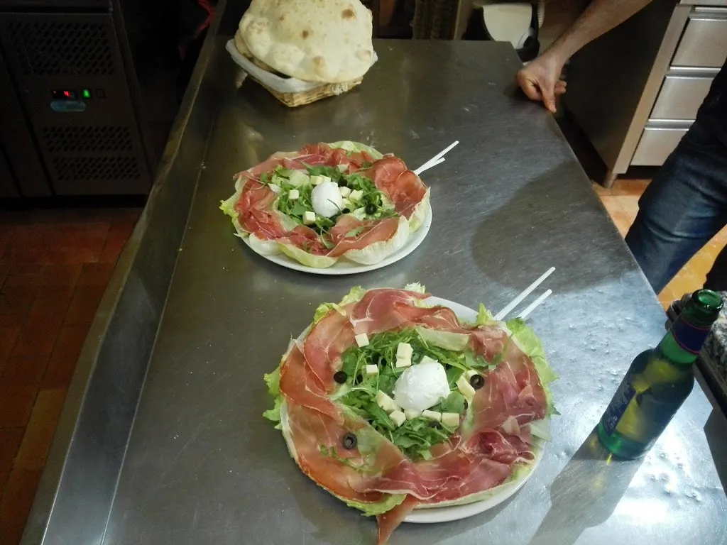 Pizzeria Kebab Cleopatra_Brandizzo_slider_image_2