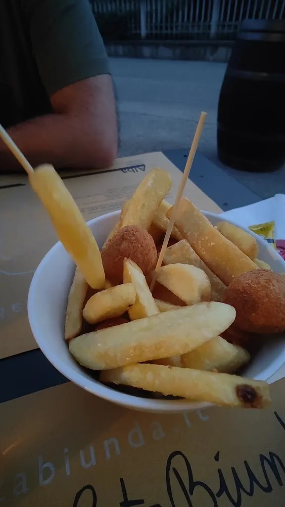 Birrificio Citabiunda_Bricco di Neive_slider_image_2