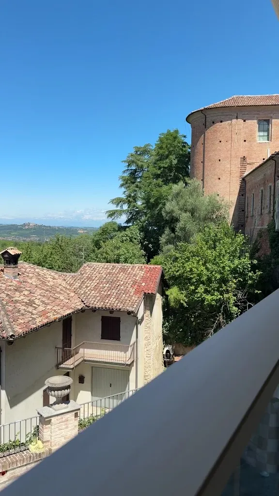 Locanda Borgo Vecchio _Bricco di Neive_slider_image_2