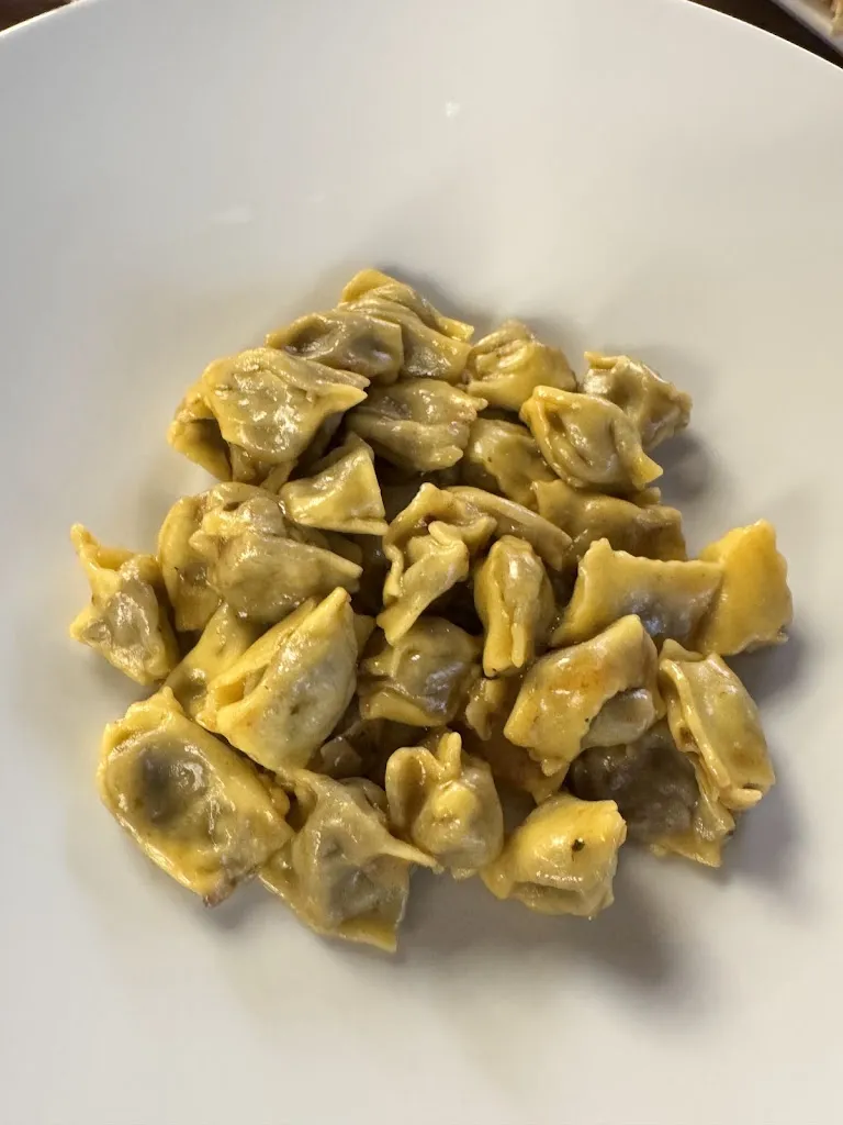 Soiree_NAEVIA_Bricco di Neive_review