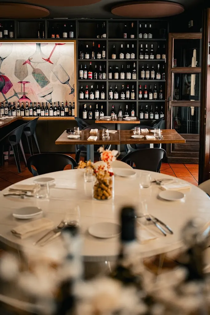 NAEVIA restaurant in Bricco di Neive