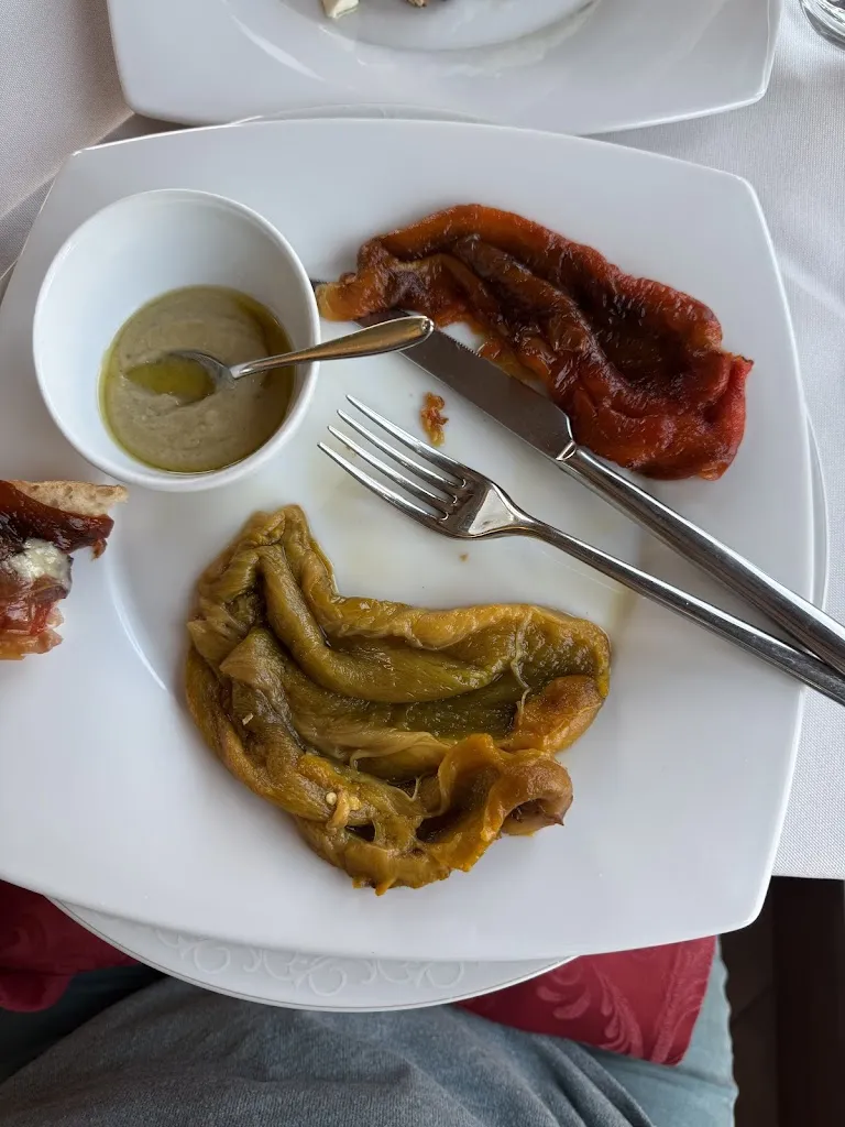 Ronella Marom_La Torre del Monastero_Bricco di Neive_review