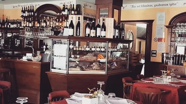 La Torre del Monastero restaurant in Bricco di Neive