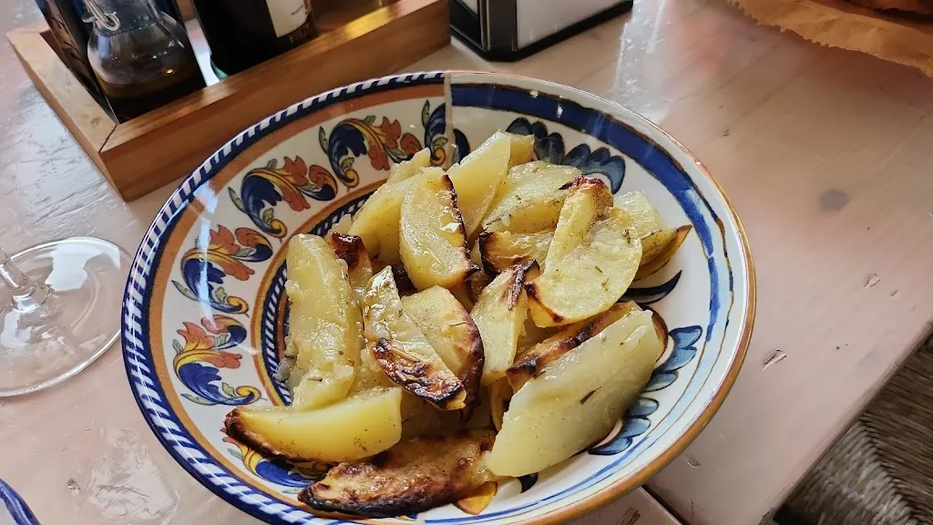 Andrea Dalmasso_I Partenopei - Mondovicino Outlet Village_Breo_review