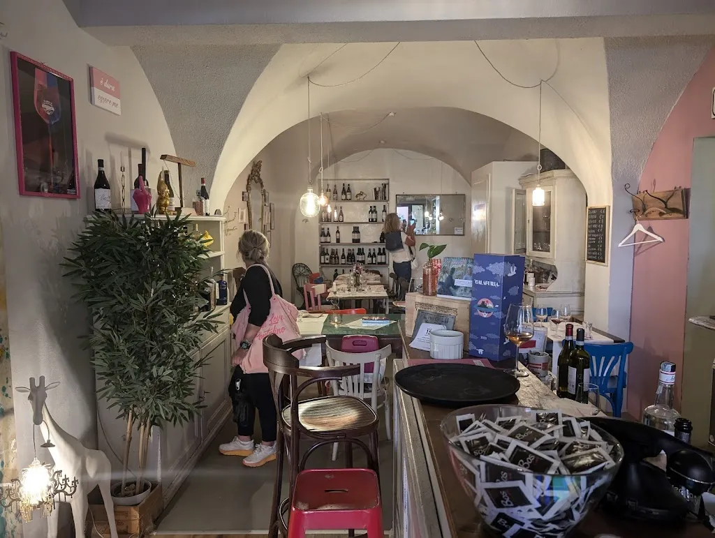 Vicolo Corto Piccola Ristorazione_Breo_slider_image_3