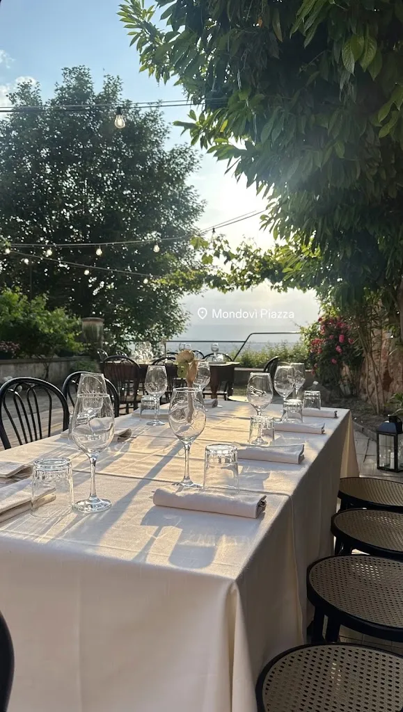 Taverna Garibaldi_Breo_slider_image_1