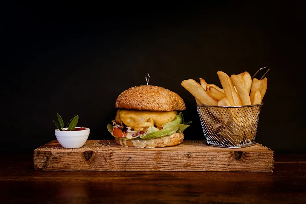 Officine Amis_Breo_slider_image_3