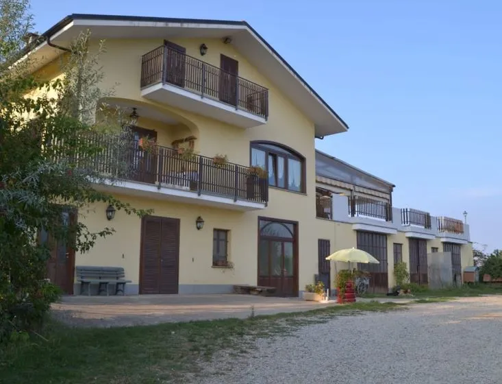 Agriturismo La Casetta - Ristorante - B&B_Bricherasio_slider_image_1