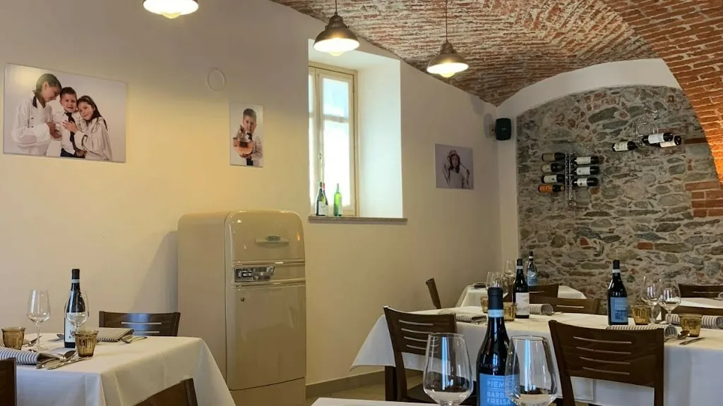 Bistrot Fumé restaurant in Brossasco