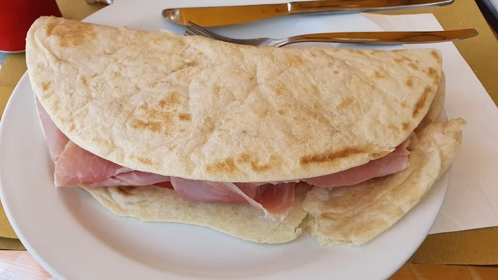 Menu_Bar Piazza di Daniele E. e Fina C._Brossasco_image_1