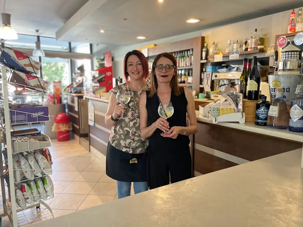 Bar Piazza di Daniele E. e Fina C. restaurant in Brossasco