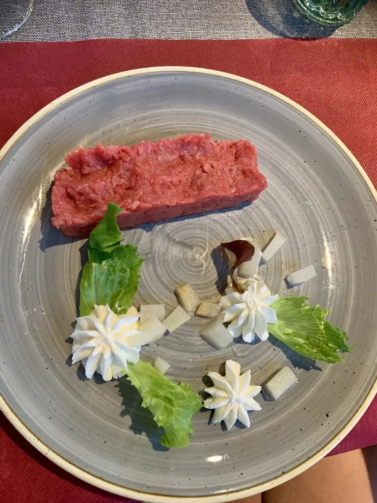 Angela Uibo_Al Fuori Campo_Brusnengo_review