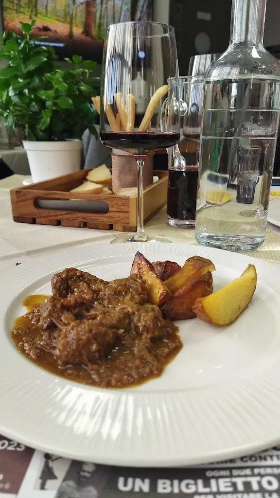 Elena Grandin_Al Fuori Campo_Brusnengo_review