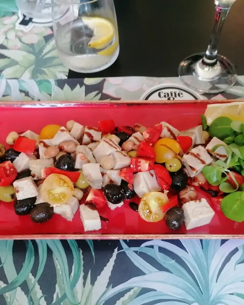 Orietta Taboni_Old Station Caffe' & Bistrot_Brusnengo_review