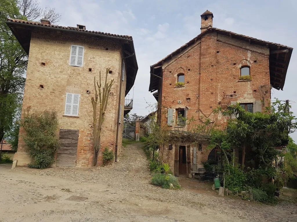 Agriturismo Del Luogo_Brusasco_slider_image_3