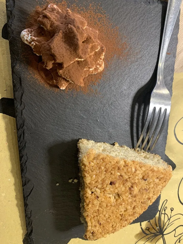 Maxime Perotti_Ai Capperi_Brusasco_review