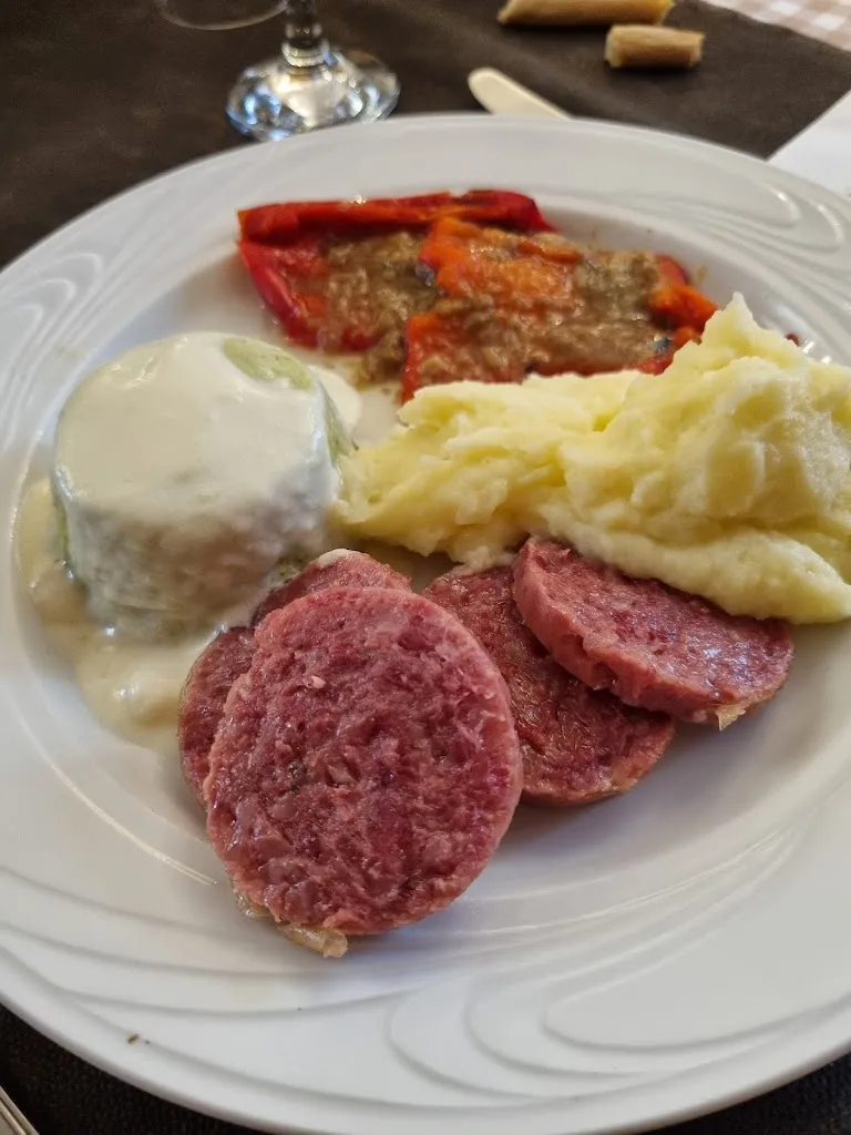 Elena Scarparo_Trattoria i Galli_Brusasco_review